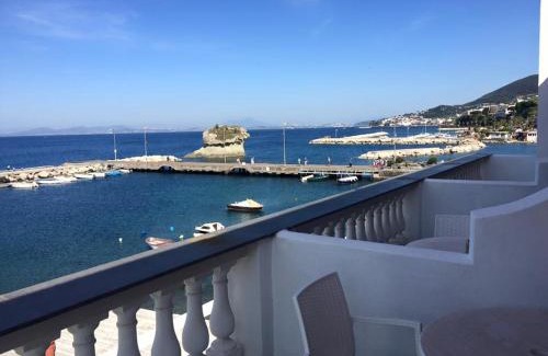 Lacco Ameno Hotel | Hotel La Sirenella