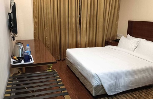 West Saidapet Hotel | Hotel Layalee Grande Chennai