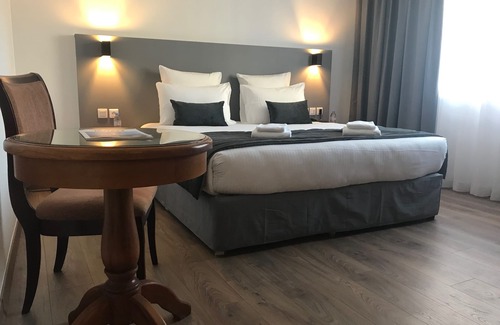 Evian-les-Bains Hotel | Hotel Le Bourgogne