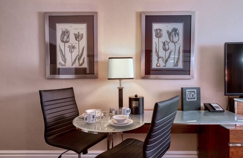 Downtown Montreal Apartment | Hotel Le Cantlie Suites
