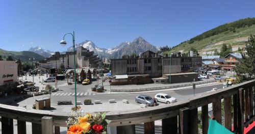 Les Deux Alpes Hotel | Hotel le Sherpa