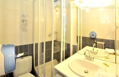 La Roche-sur-Yon Hotel | Hotel Le Sully