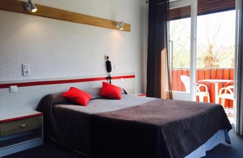 Le Lavandou Hotel | Hotel Le Terminus