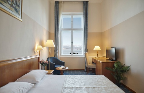 Lovran Hotel | Hotel Lovran