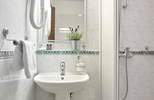 Lovran Hotel | Hotel Lovran