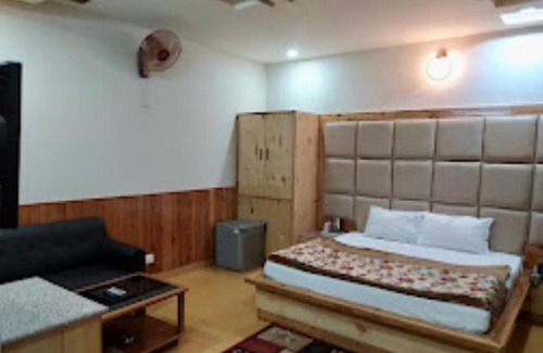 Bhuntar Hotel | Hotel Malabar,Bhuntar