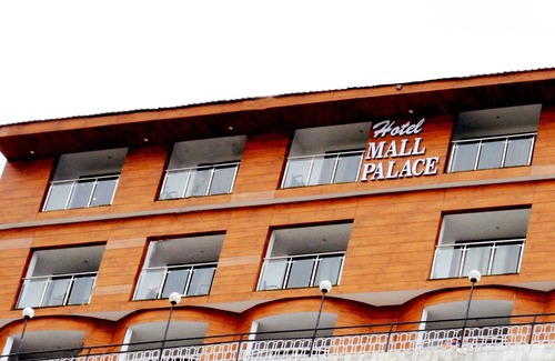 The Mall Road Hotel | Hotel Mall Palace