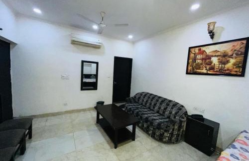 New Delhi Apartment | Hotel Malviya Nagar Inn - Malviya Nagar
