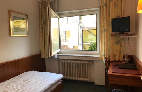 Gnadental Hotel | Hotel Marienhof Düsseldorf Neuss