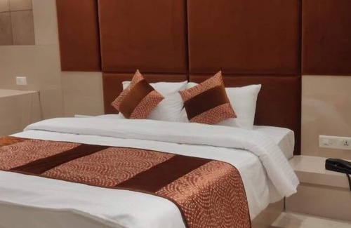Kanpur Hotel | Hotel Maya Crystal
