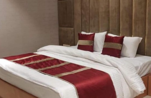 Kanpur Hotel | Hotel Maya Crystal