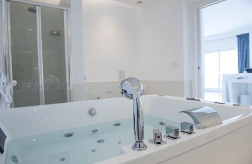 Castellammare di Stabia Hotel | Hotel Miramare Stabia