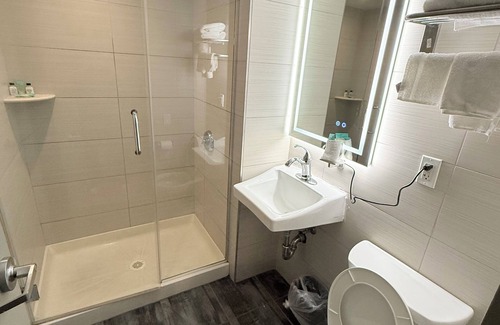 Washington Heights Hotel | Hotel MOCA NYC