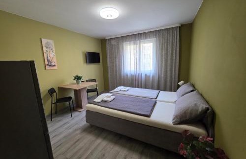 Mitte House | Hotel Modern Living Studio Küche Netflix inklusive Top Lage