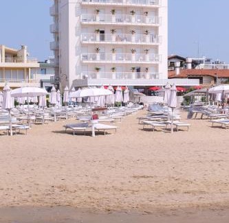 Lido di Jesolo Hotel | Hotel Montecarlo
