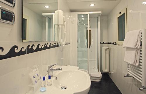 Rione XVIII Castro Pretorio Hotel | Hotel Montecarlo
