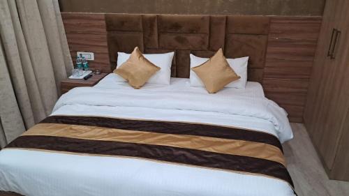 Gomti Nagar Hotel | Hotel Navraj Palace