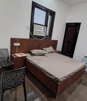 Kiccha Hotel | hotel Neelgiri