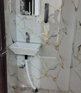 Kiccha Hotel | hotel Neelgiri