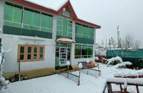 Srinagar Hotel | Hotel New Heaven Canal