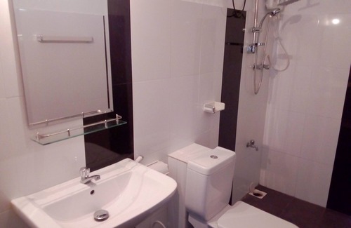 Hikkaduwa Hotel | Hotel New Seaside Inn