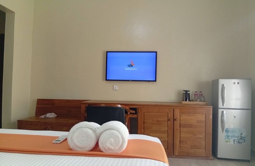 Littoral Department Hotel | Hotel Noahgarden 3