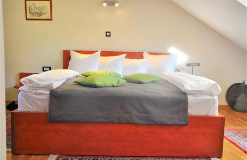 Old Town Hotel | Hotel Noble