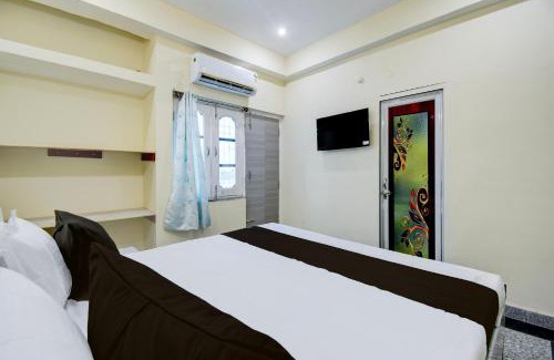 Danapur Hotel | Hotel O A.V.S