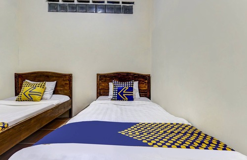 Demak Hotel | Hotel O Alika Homestay