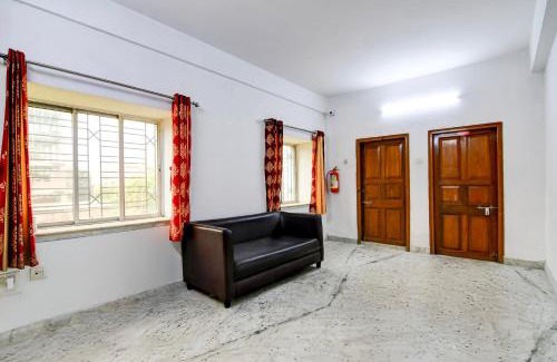 Kolkata House | Hotel O Anandapur Near Annapurna Garden