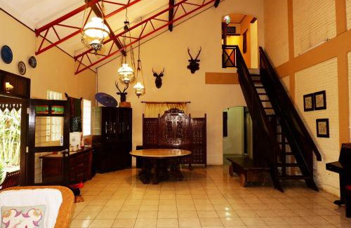 Oro Oro Ombo Hotel | Hotel O Cemara's Homestay