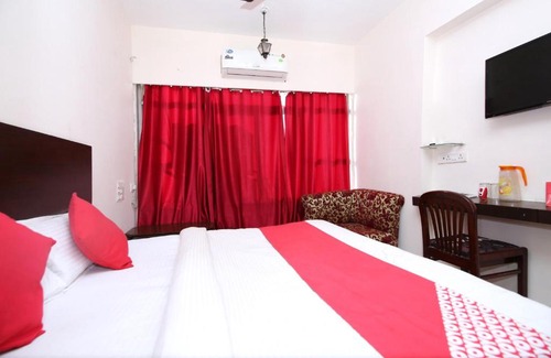 Jabalpur Hotel | Hotel O Dwarika Inn