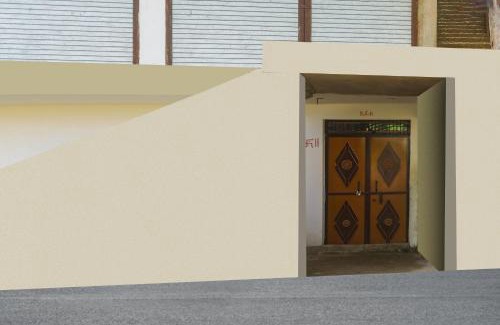 Karchana Hotel | Hotel O Galaxy Inn