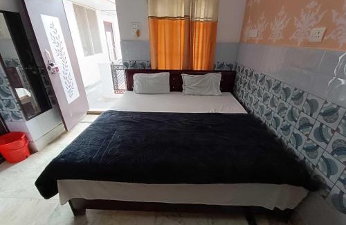 Ayodhya Apartment | Hotel O Home Shri Hari Lodge Homestay