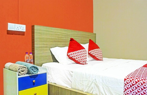 Karimun Hotel | Hotel O Homestay Daniel 76NearTaman Hijau Karimun