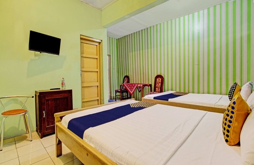 Prambanan Hotel | Hotel O Jaya Kusuma