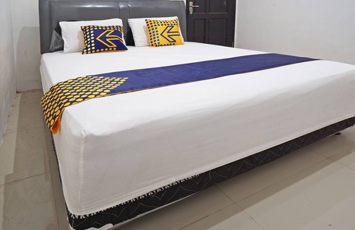 Blitar Hotel | Hotel O Kost Putih Syariah