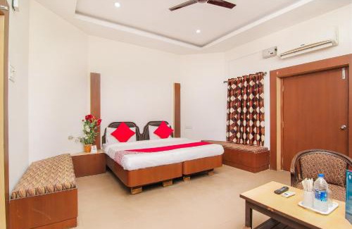 Allahabad Hotel | Hotel O Lukergunj Holidays