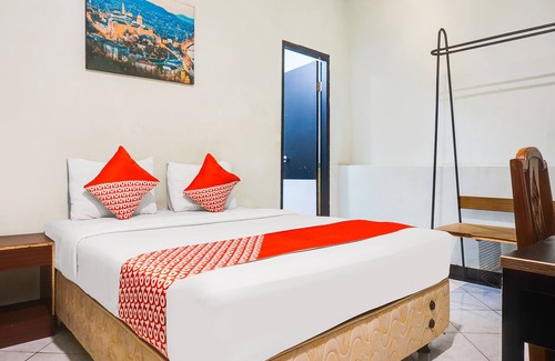 Pasar Manggis Hotel | Hotel O Makassar near Mall Panakukkang formerly Sayang Home Stay