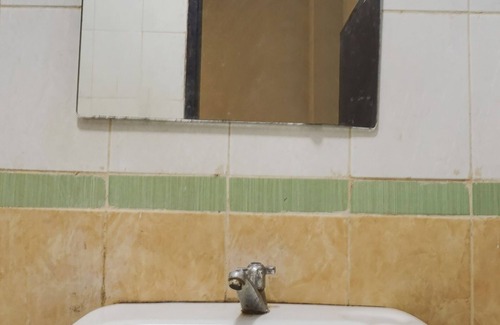 Pasar Manggis Hotel | Hotel O Makassar near Mall Panakukkang formerly Sayang Home Stay