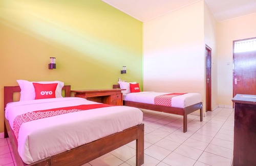 Downtown Kuta Hotel | Hotel O Nan Berlian Inn