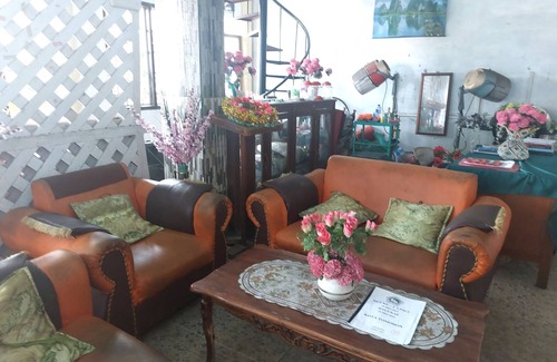 Manado City Centre House | Hotel O Panorama House Near Lokon Camping Ground