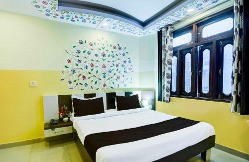 Amer Fort Road Hotel | Hotel O Ramgarh Mod Near Hawa Mahal