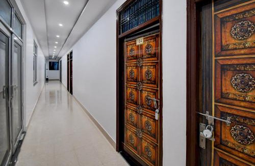 Malihabad Hotel | Hotel O Rukmani Lawn