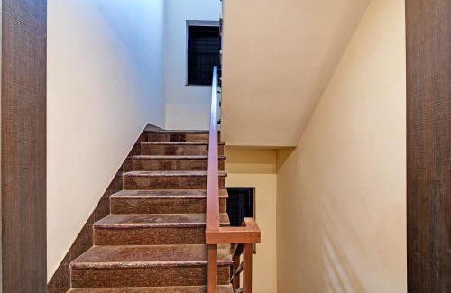 New Town Hotel | Hotel O Shivaalay Inn Near Newtown Bus Stand