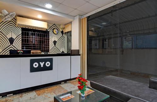 New Town Hotel | Hotel O Shivaalay Inn Near Newtown Bus Stand