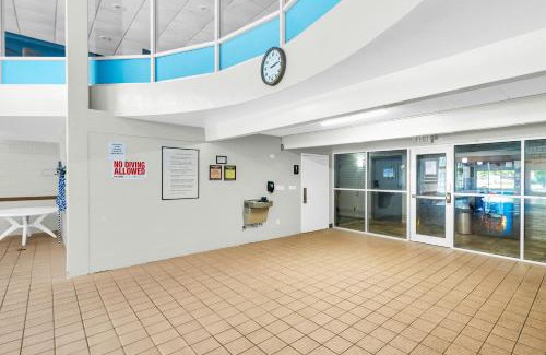 Urbana Hotel | Hotel O Suites & Conference Centre Urbana-Champaign University