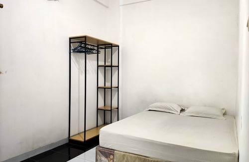 Banjarbaru Hotel | Hotel O Wisma Aluh AmbakNearPantai batu lima Asbullah tmbngn
