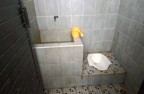 Banjarbaru Hotel | Hotel O Wisma Aluh AmbakNearPantai batu lima Asbullah tmbngn