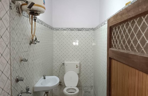 Mount Abu Hotel | Hotel Padmawati By GRB Stays